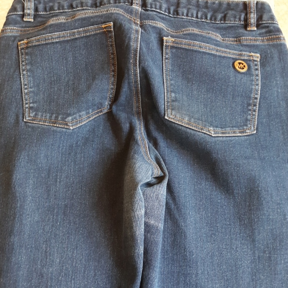 Women's jeans